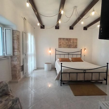 Antiche Mura Apartments"Cielo Di Puglia" -2 Matrimoniali, Cucina E Terrazzo Turi Εξωτερικό φωτογραφία